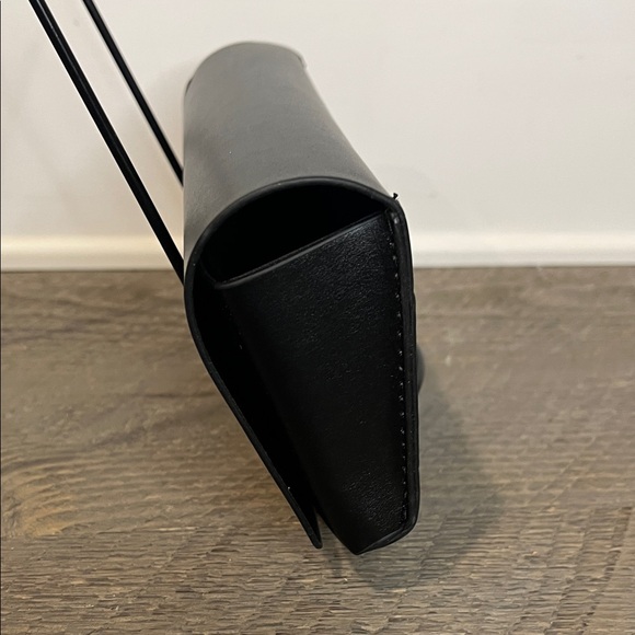 New MAX MARA Black Leather Glasses Case - Picture 4 of 8